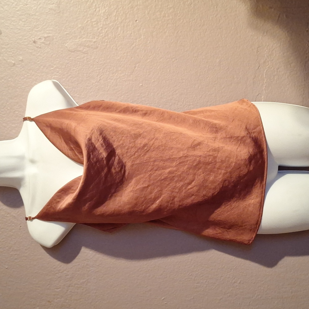 Elegant Women's Tan Crop Top